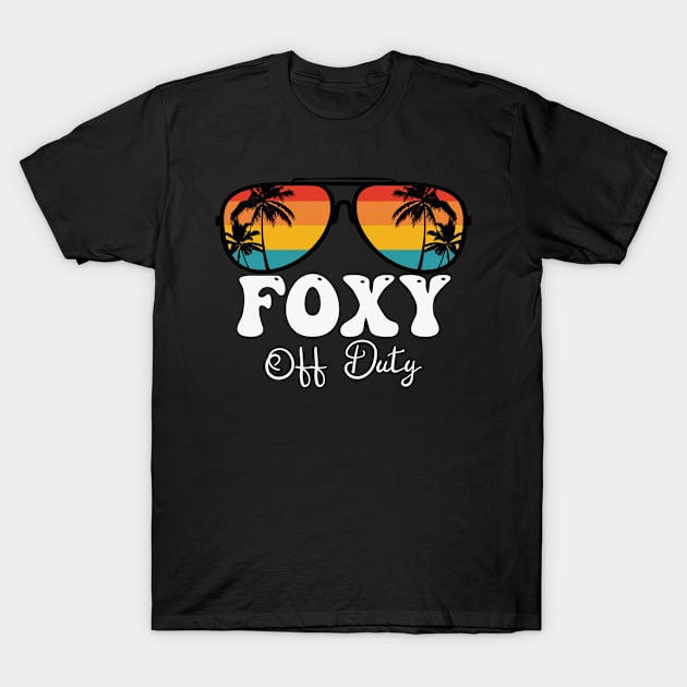 Foxy Women Off Duty Sunglasses Grandma Hello Summer Sunset T-Shirt by TeeaxArt